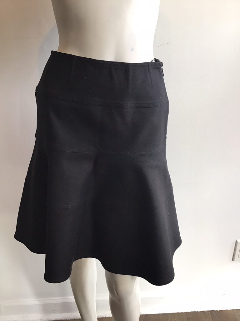 1990s Alaïa Black Cotton Polyurethane Tiered Skirt Size 7 Euro 38