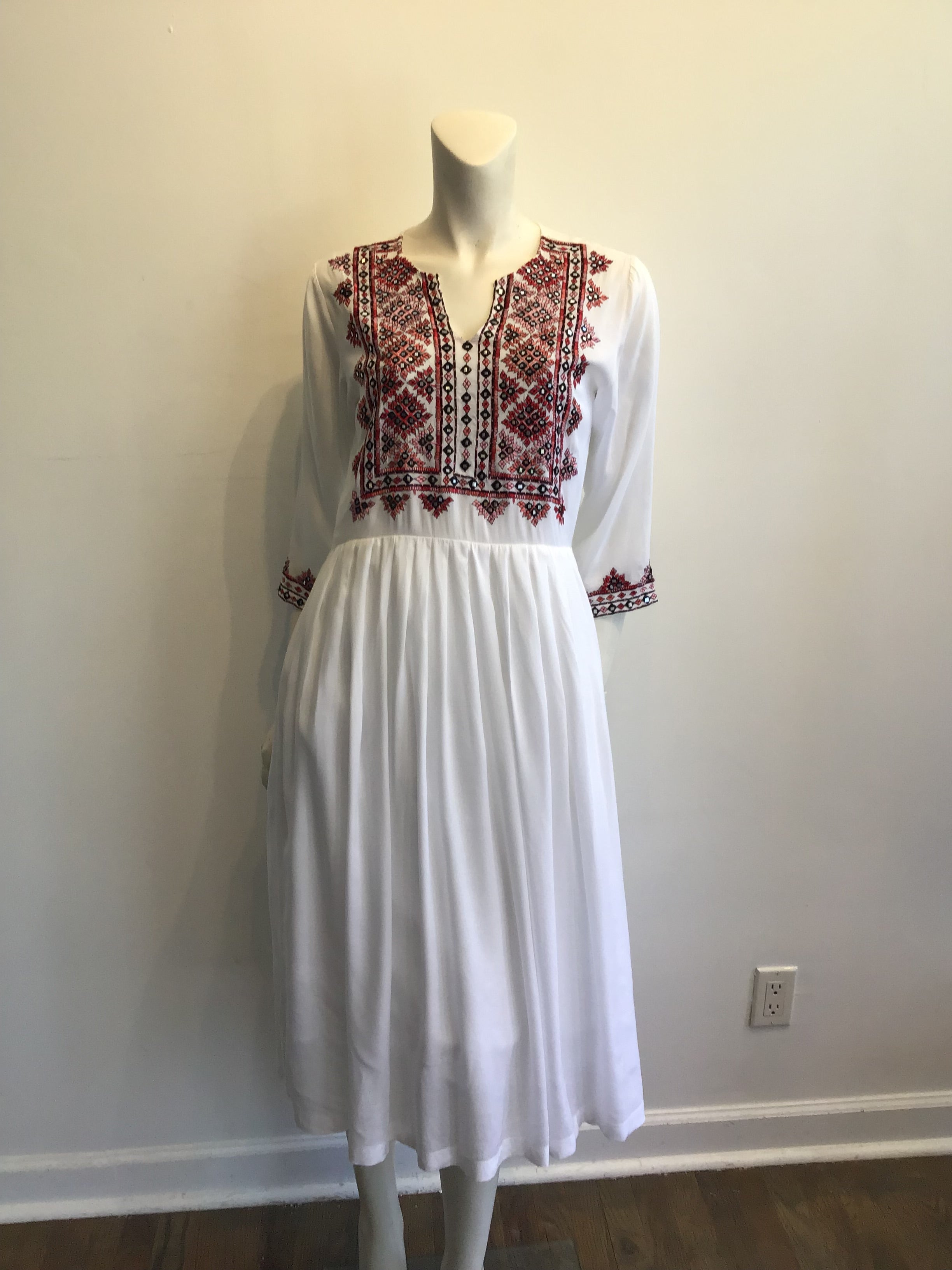 2000s Olivia Dar Cotton Embroidered White Dress Size 10