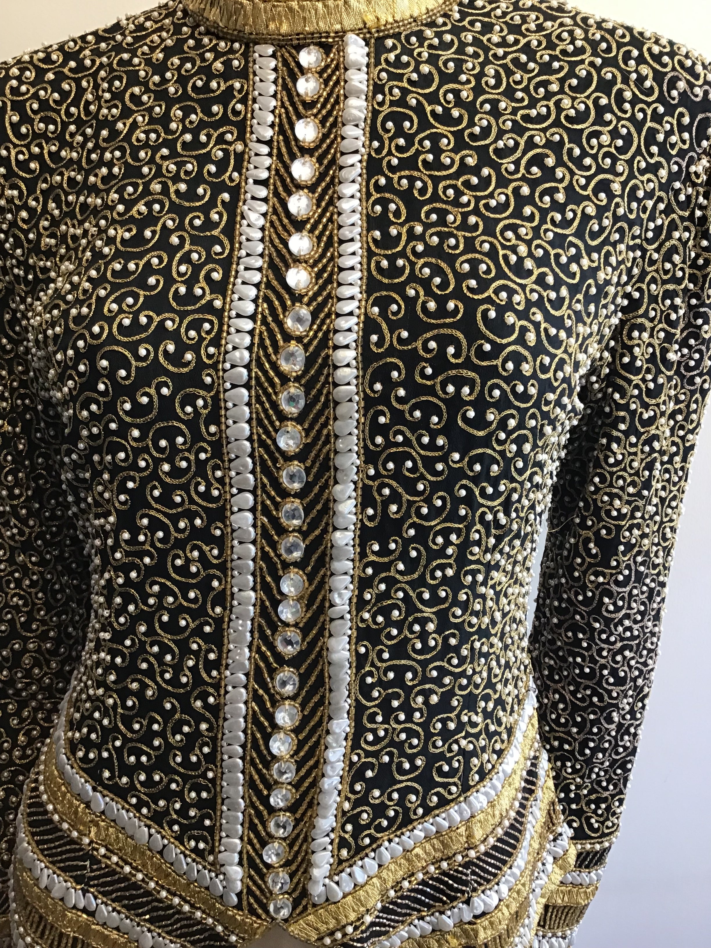 1980’s Black,Gold and Silver Beaded Evening Top Size 8