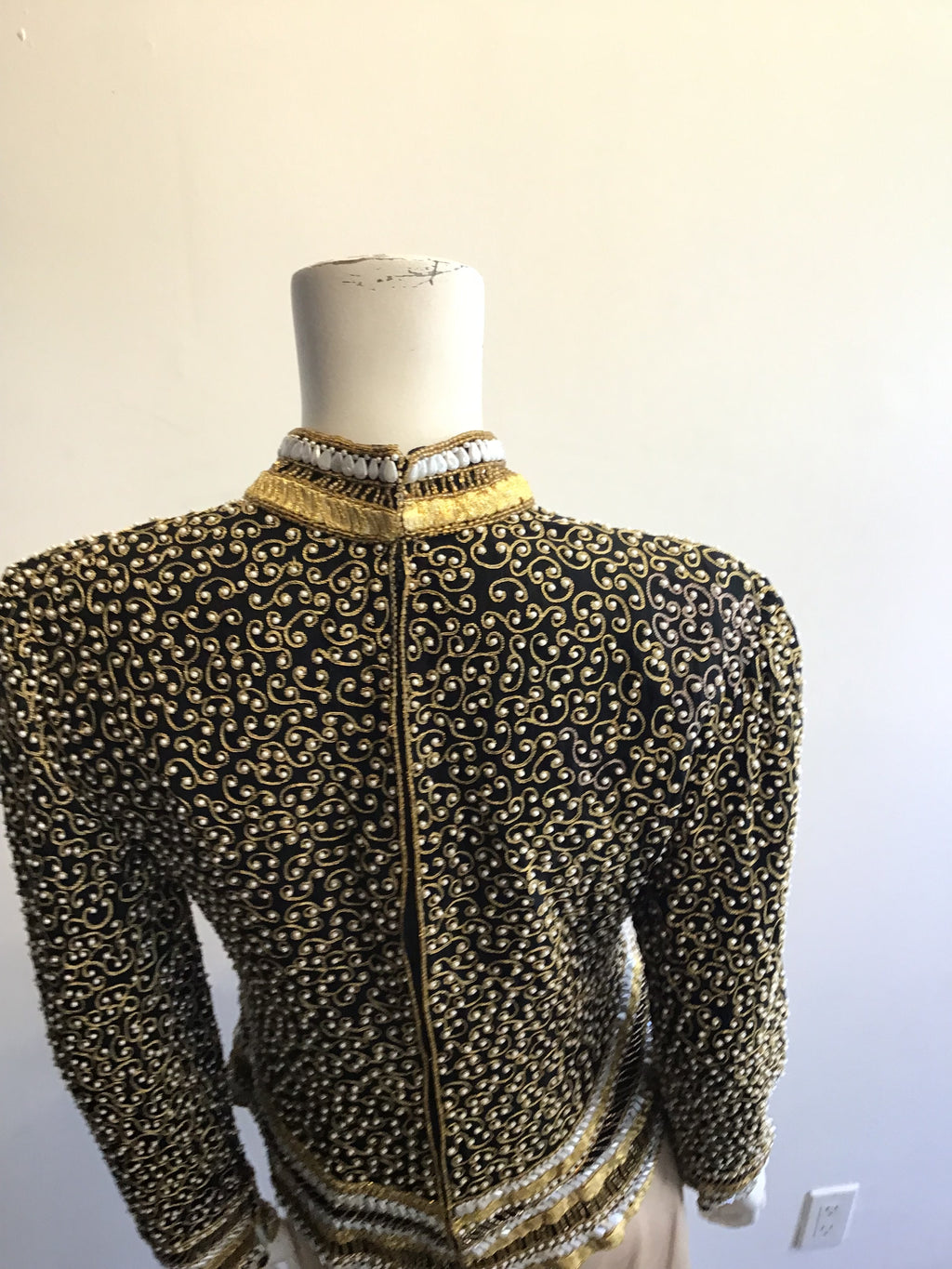 1980’s Black,Gold and Silver Beaded Evening Top Size 8