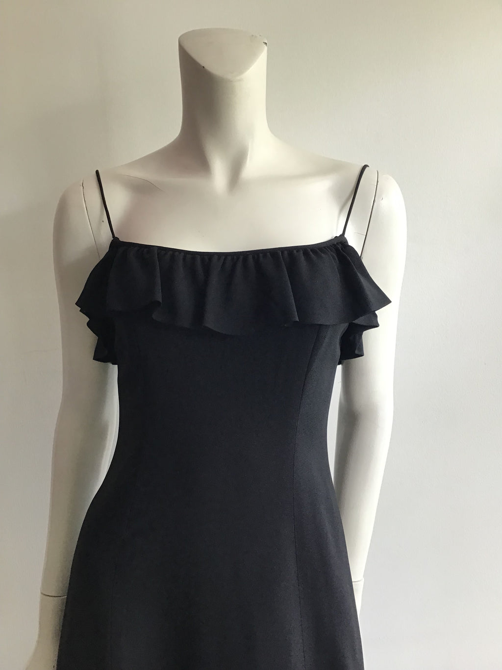 Late 1930s Silk Crepe Gown with Matching Cape Size 8
