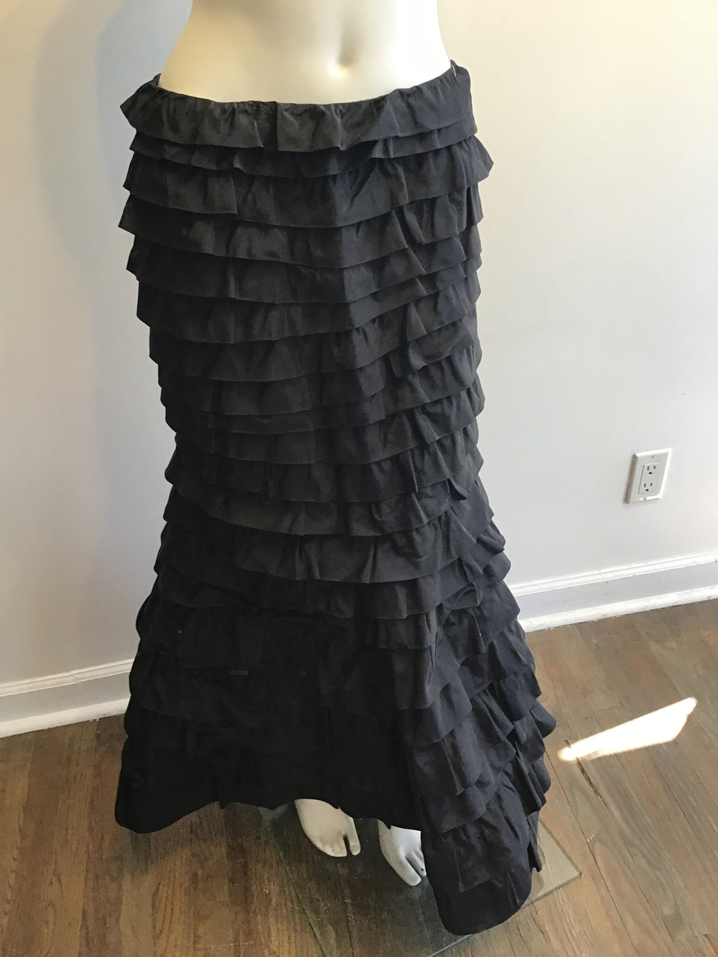1990’s  Per Se Silk Taffeta Flamenco Skirt Size 6