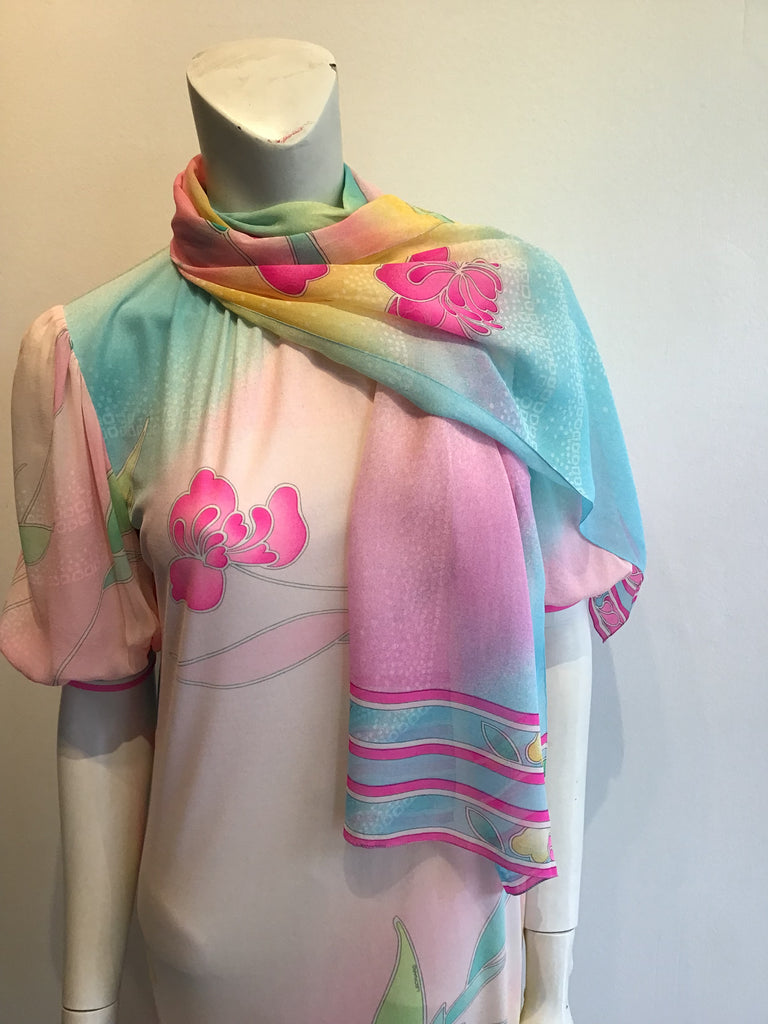 1970’s Silk Jersey Floral Printed Leonard of Paris. Dress with Scarf Size 8