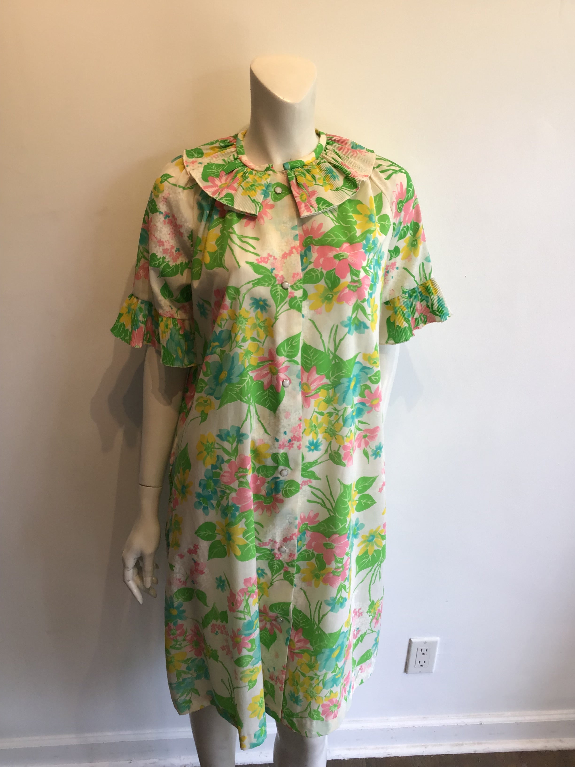 1960’s Polyester Floral House Dress Size 10
