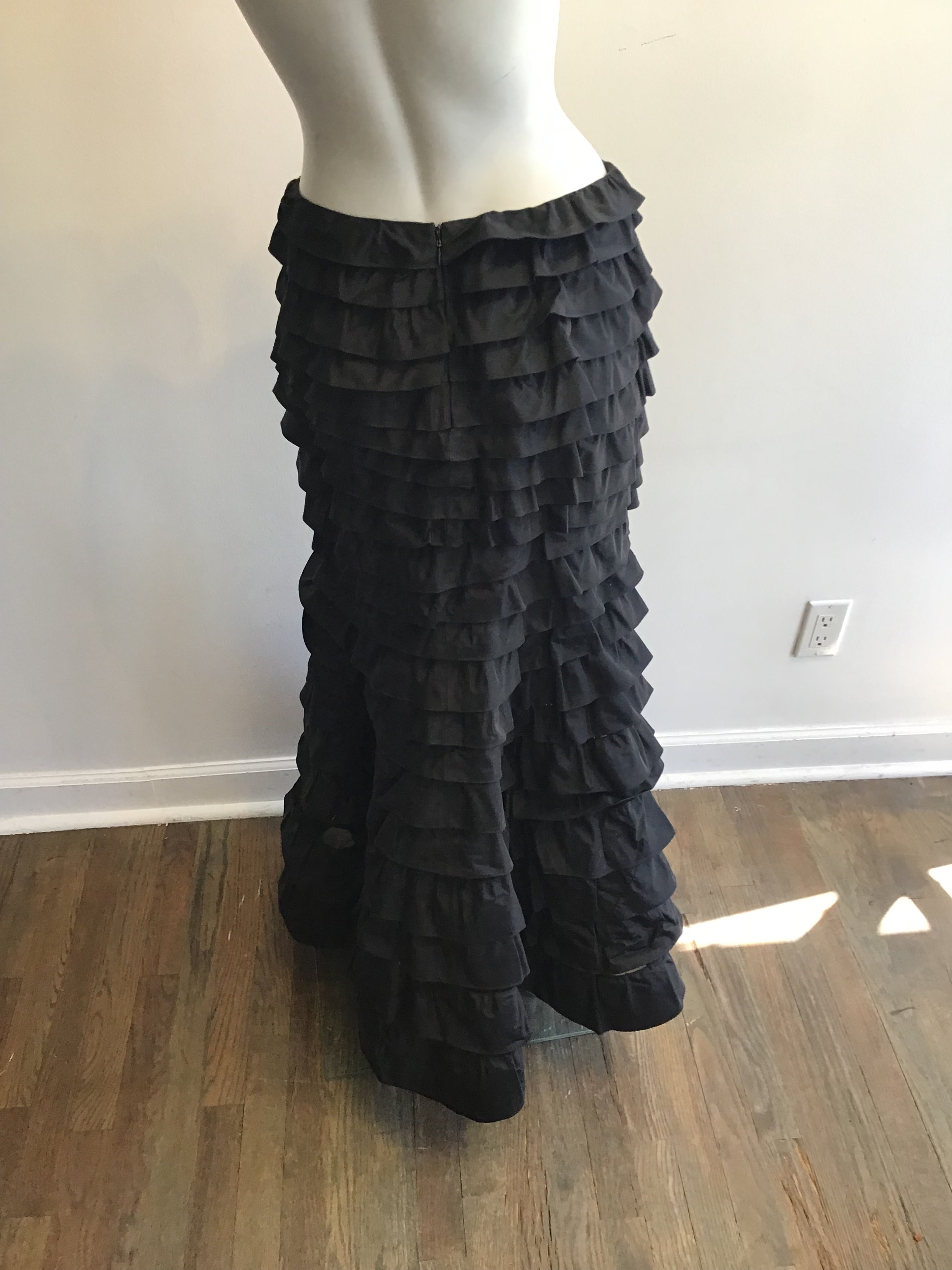 1990’s  Per Se Silk Taffeta Flamenco Skirt Size 6