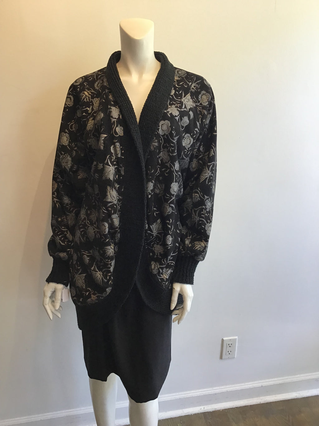 1980’s Opulent Hand Stenciled Black Cocoon Coat Size 10