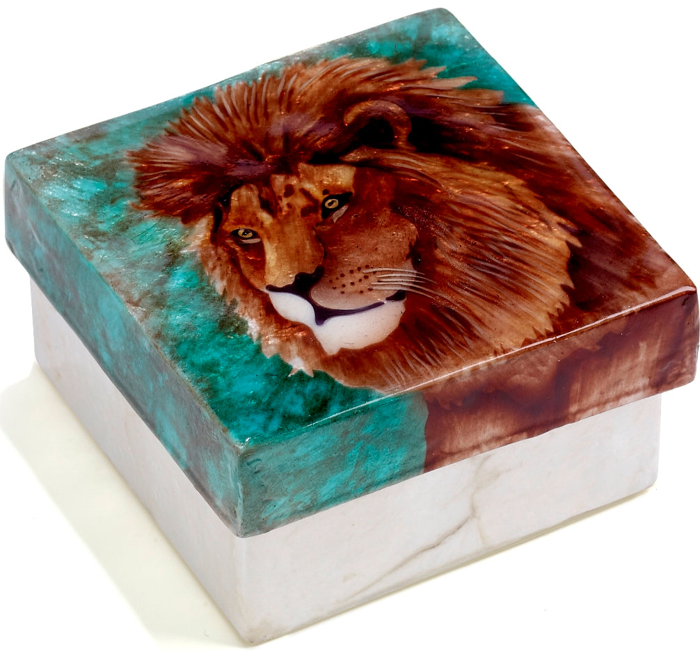 Lion capiz box
