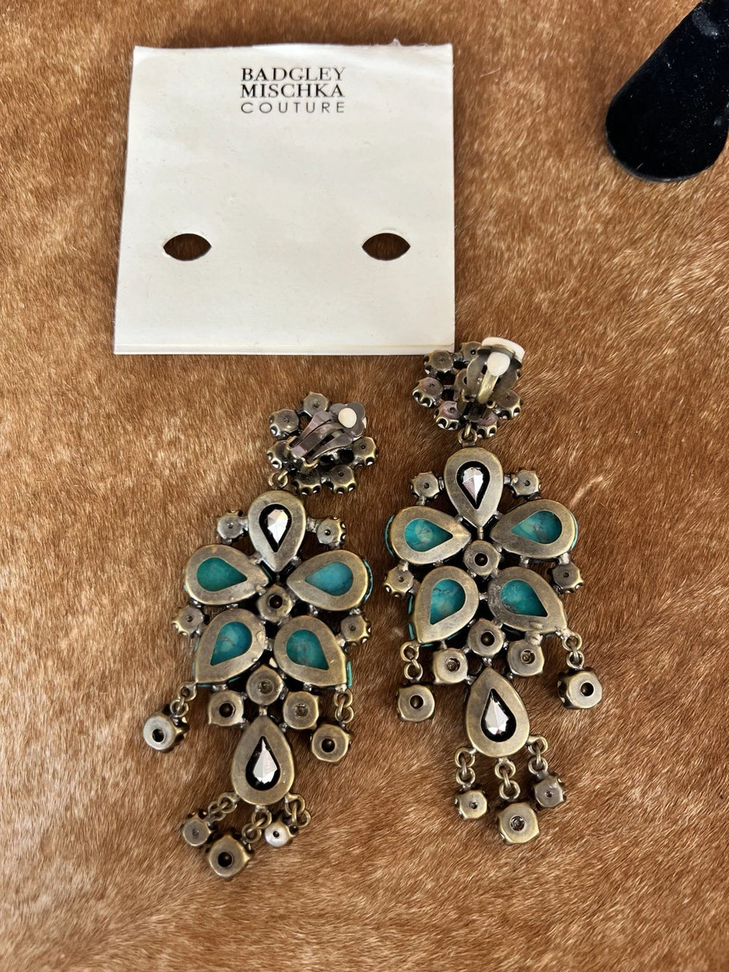 UNWORN BADGLEY MISCHKA STATEMENT TURQUOISE EARRINGS CLIP ON