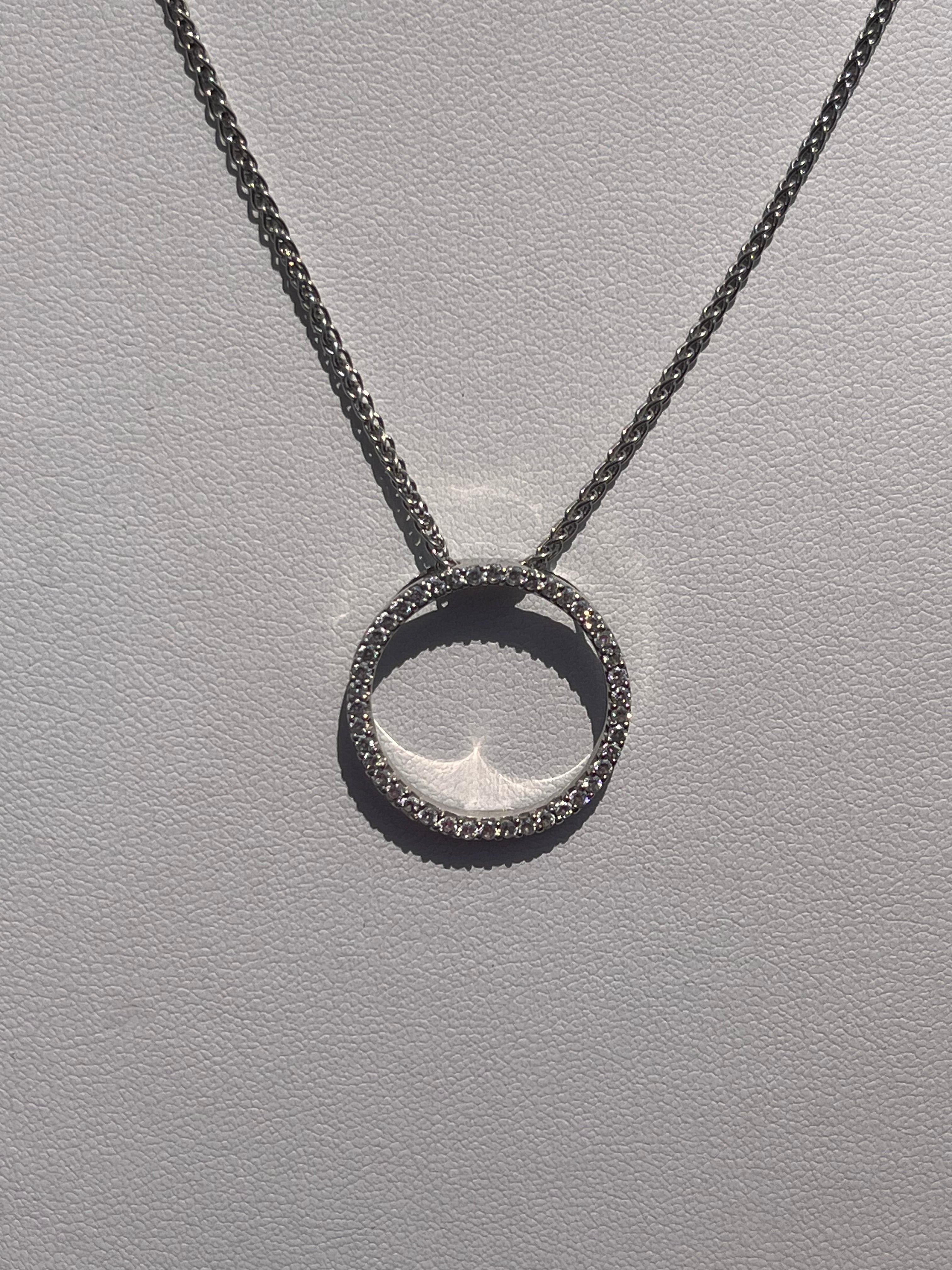 18K Diamond Circle Necklace (Made in Italy)