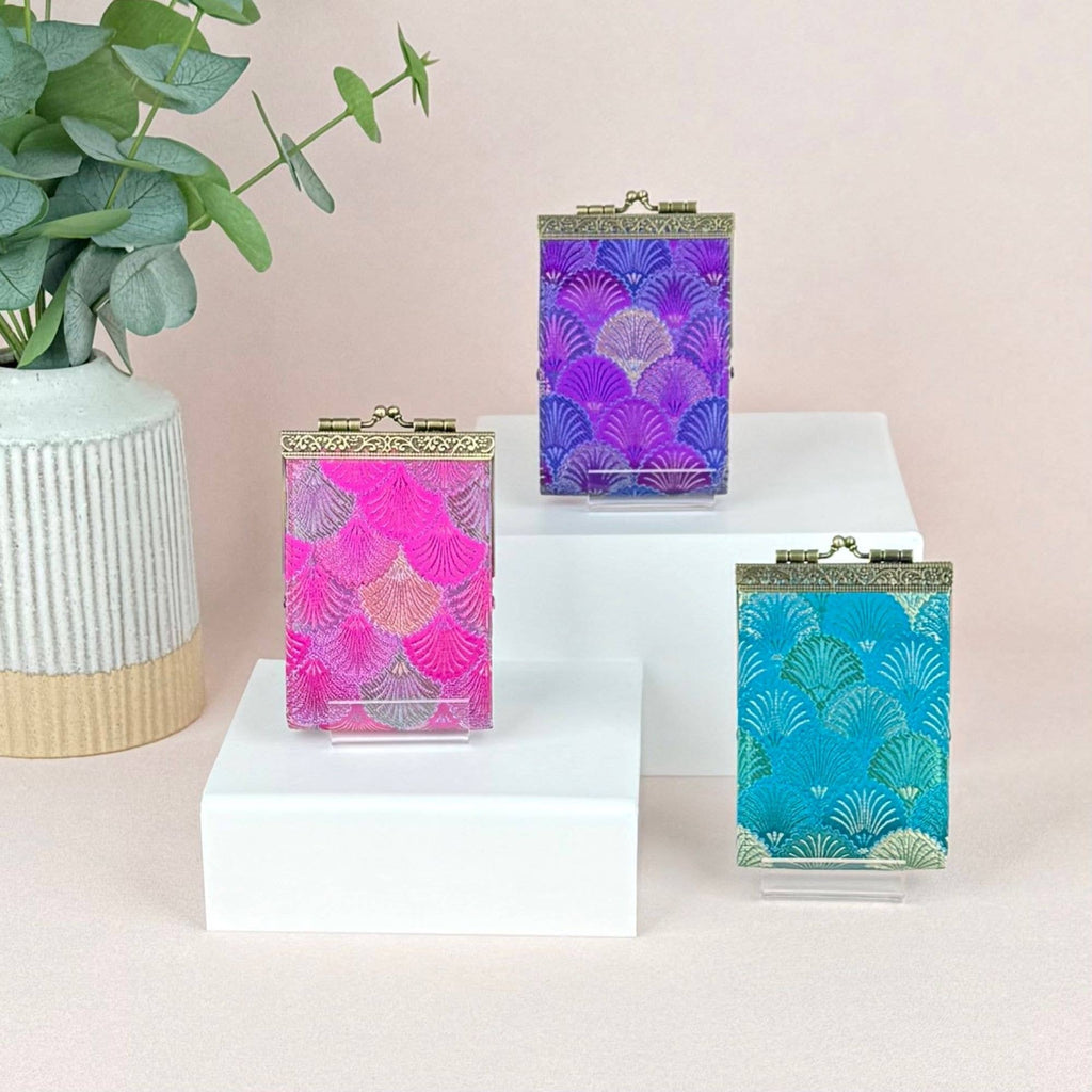Small Shell Brocade RFID Card Holder