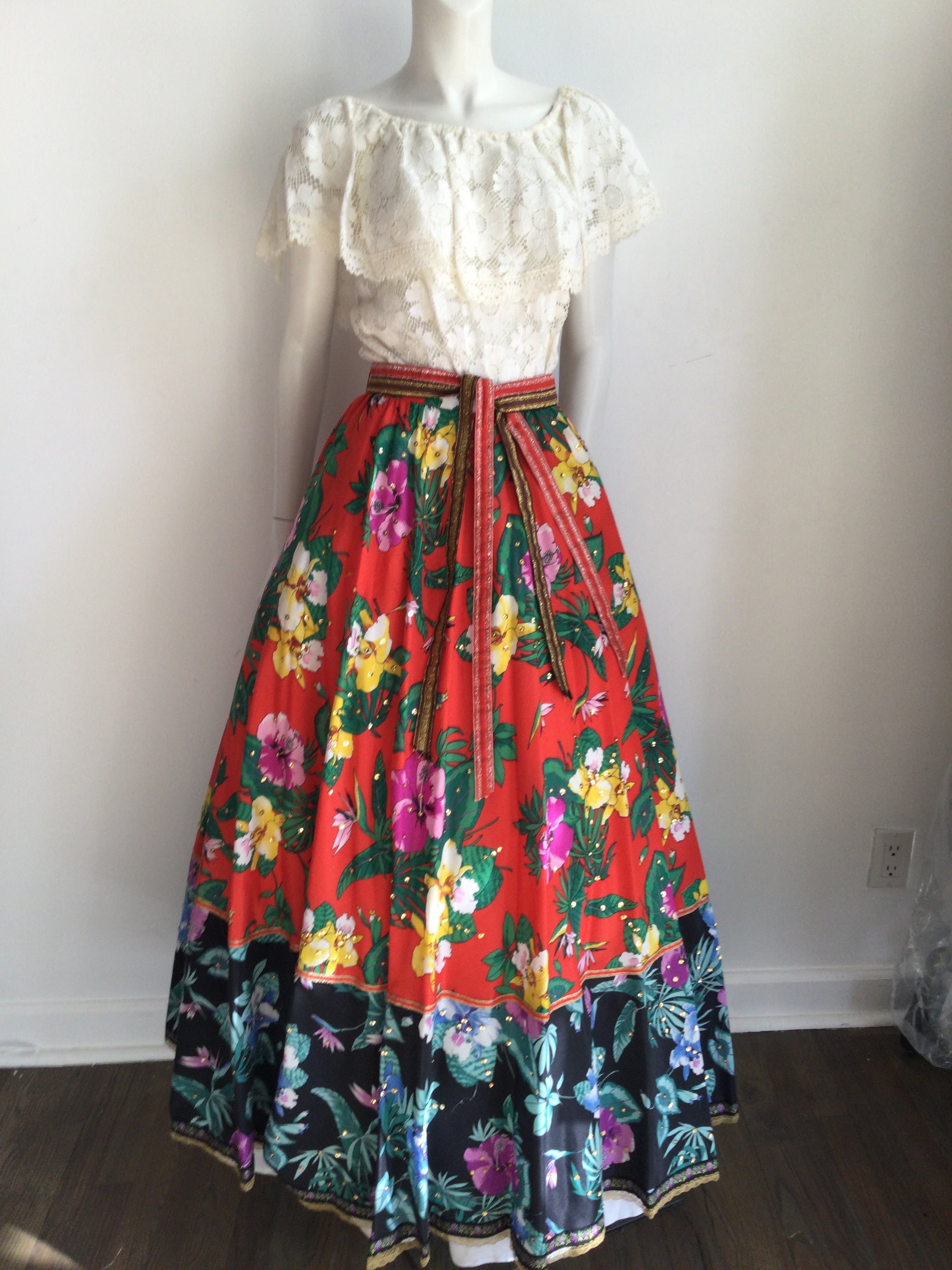 80s Striped Pleated Skirt | Authentic & Vintage | ReSee