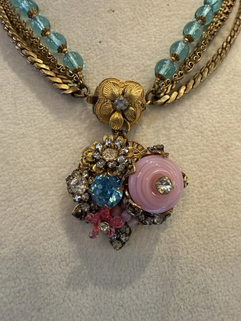 VINTAGE MIRIAM HASKELL SIGNED NECKLACE