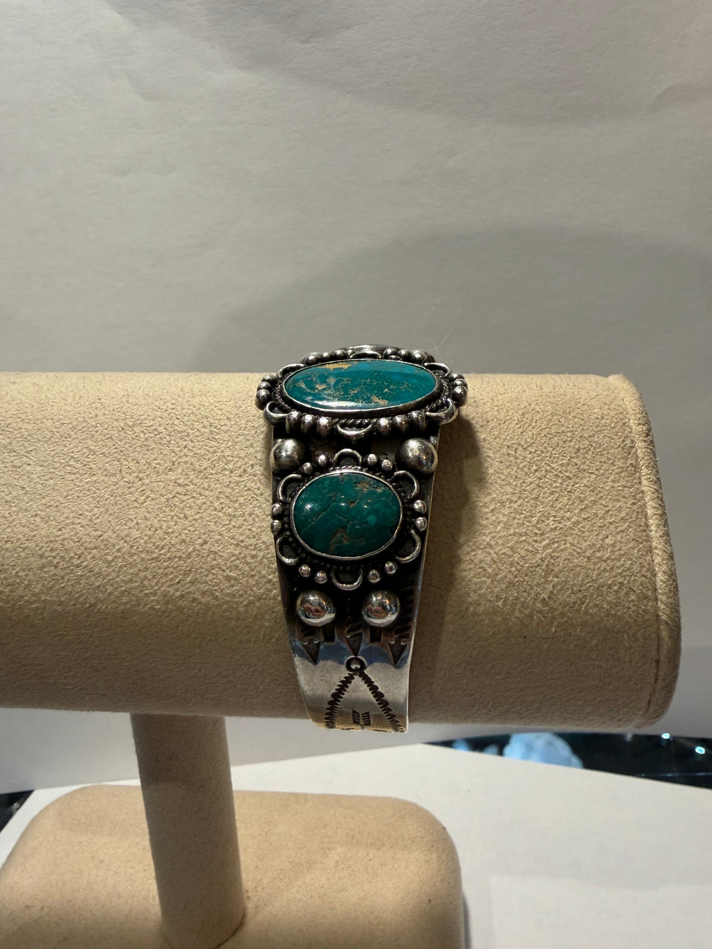 Vintage 1970's  Green Turquoise Three Stone Cuff Navajo Bracelet
