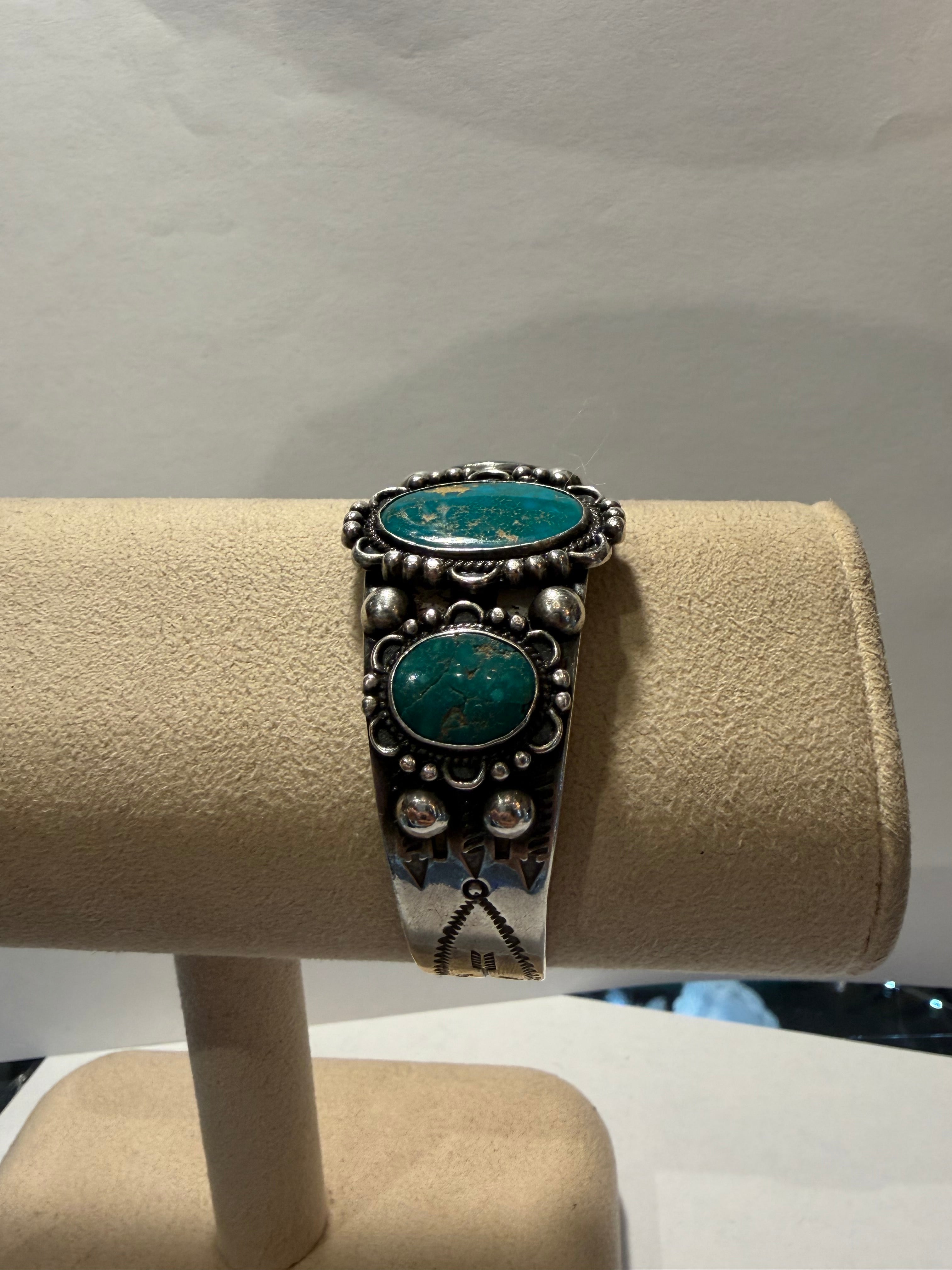 Vintage 1970's  Green Turquoise Three Stone Cuff Navajo Bracelet