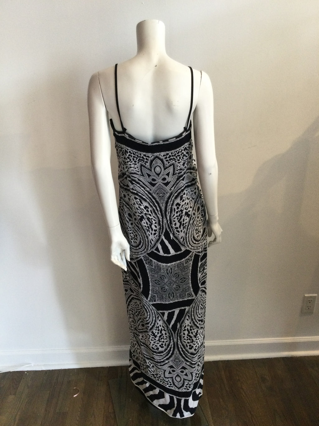 1980's Louis Féraud Black and White Silk Chiffon Paisley print long dress with Shawl-size 8
