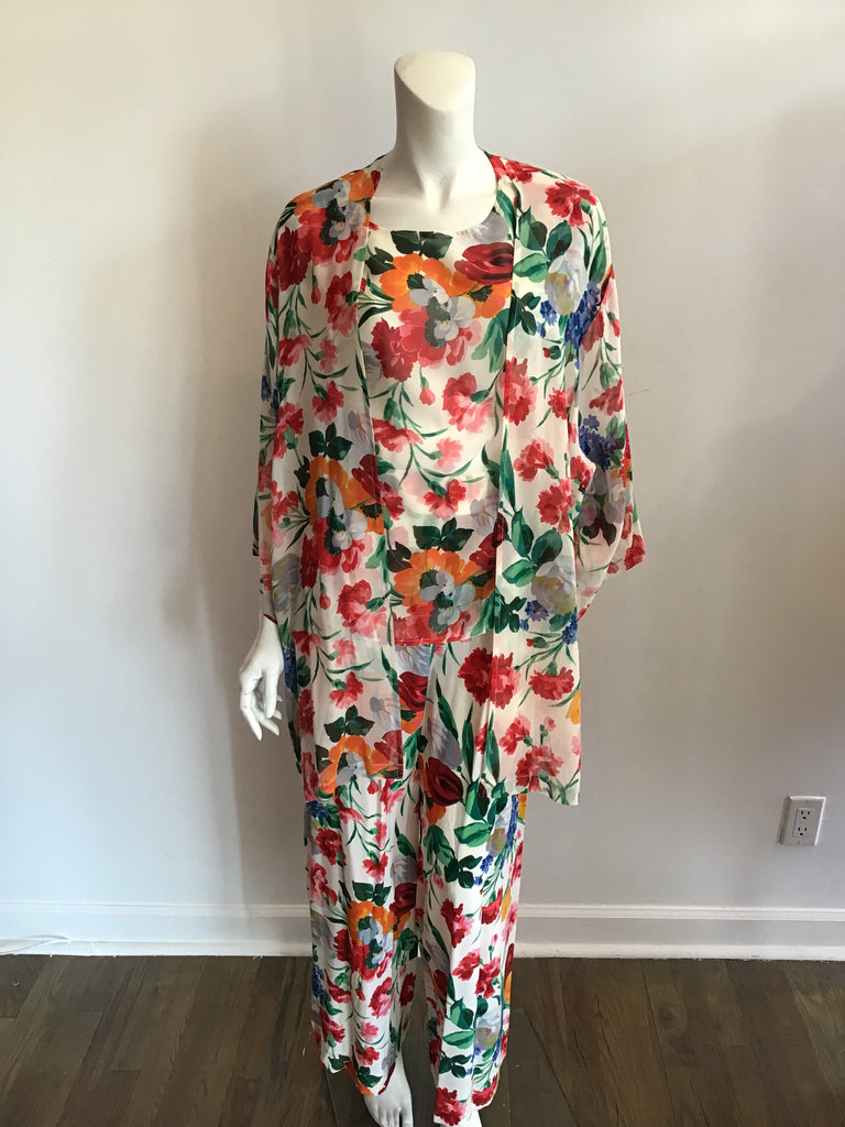 Mary Ann Restivo 4 piece Lounging ensemble