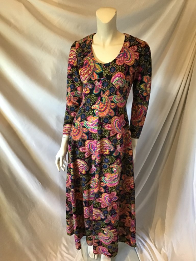 Vintage 1970s  Multicolored black and pink long Dress