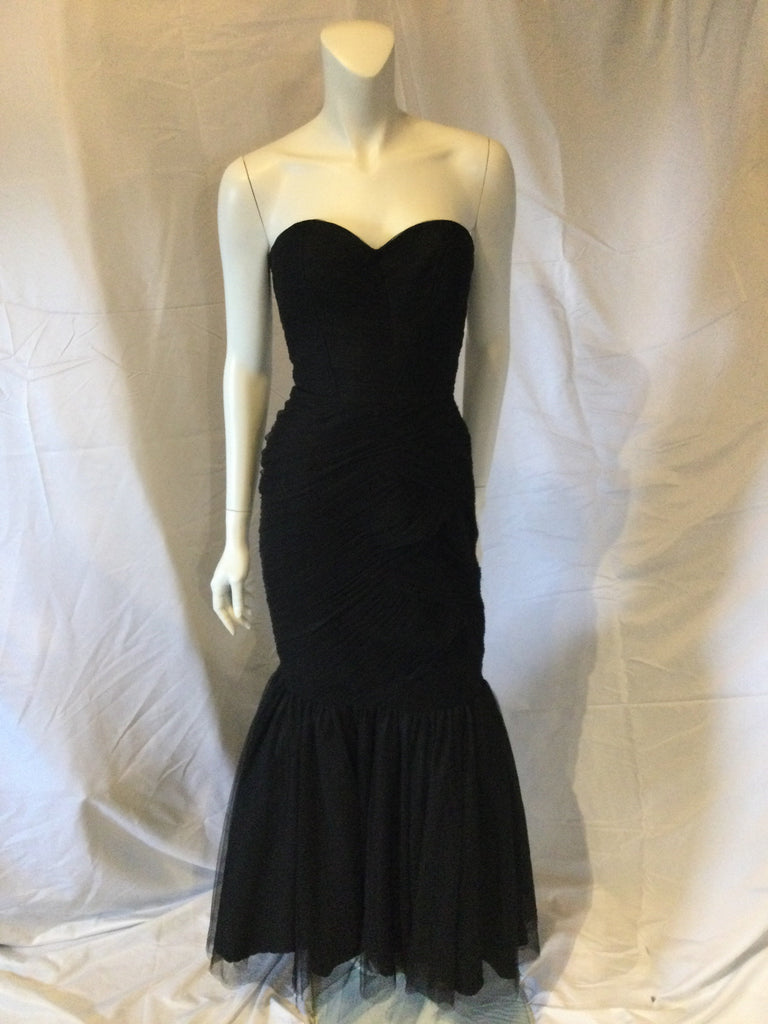 1990s Monique L'huillier Black strapless silk pleated gown