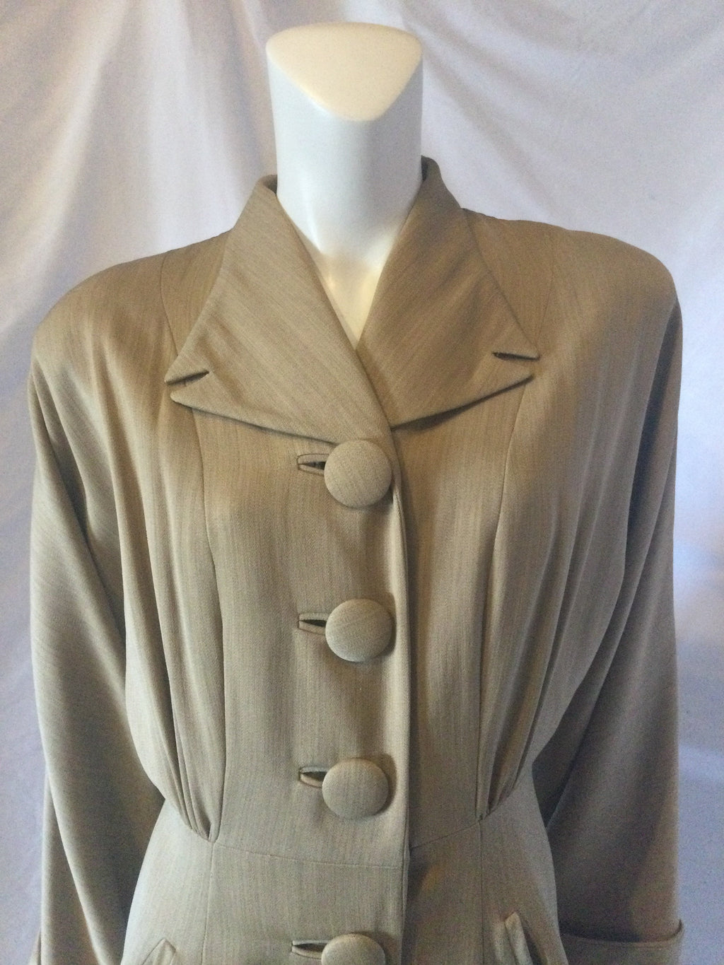 Vintage 1940s W.S Butler tan spring Gaberdine coat