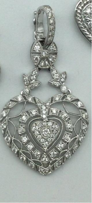 18k filigree diamond heart pendant