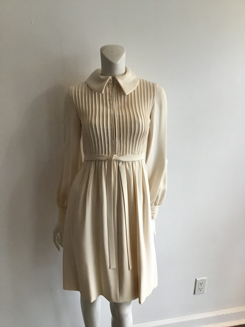 1960s Cream Pleated Front Wool blend Day Dress-size 6