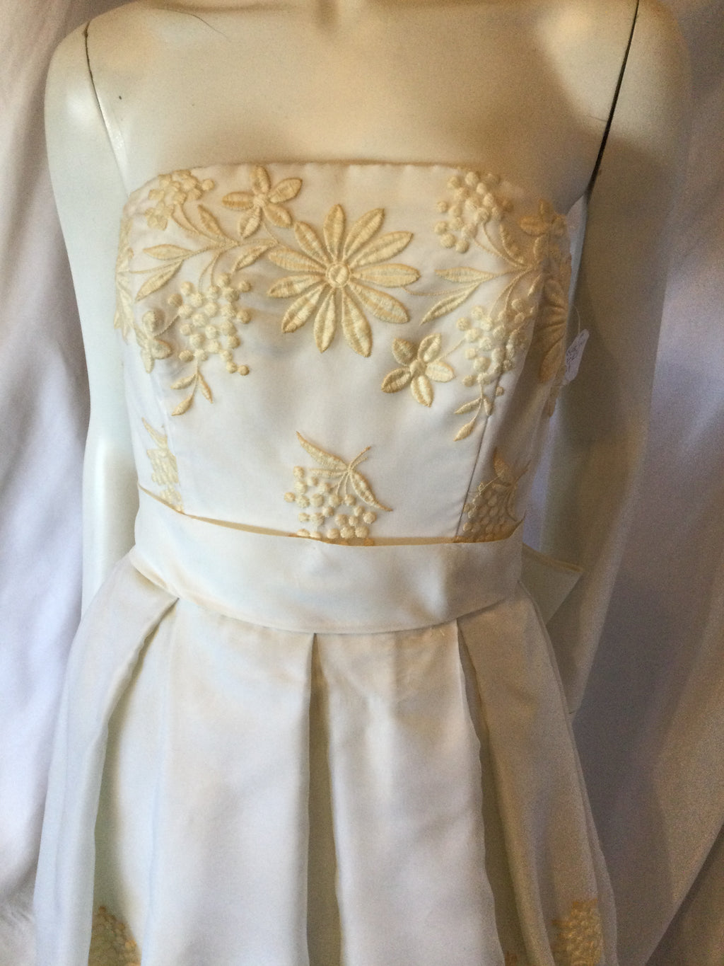 1950's Cream Strapless Cotillion with embroidery-Gown -size 8