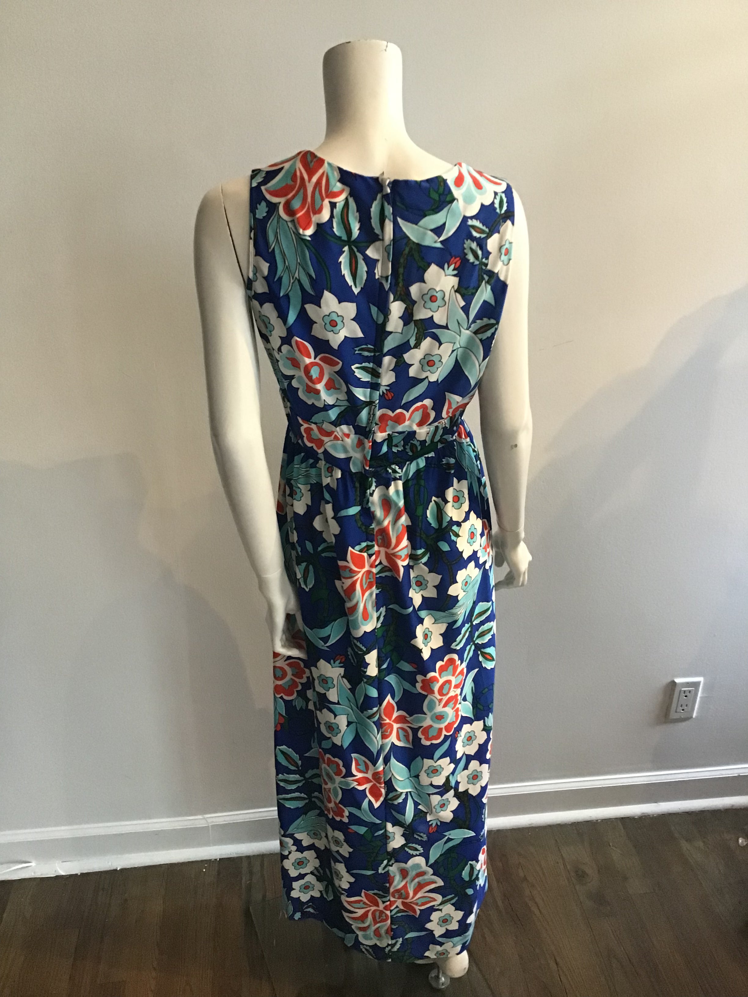 1970's Concept Maxi dress in Blue