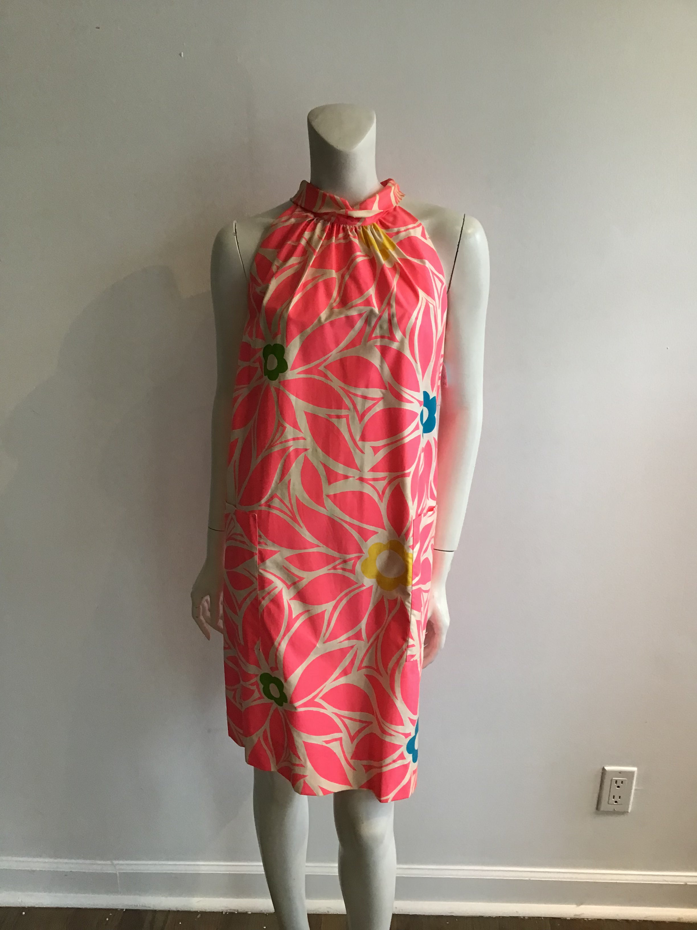 1960's Nalii  Pink Hawaiian Cotton Printed dress-size 8-10