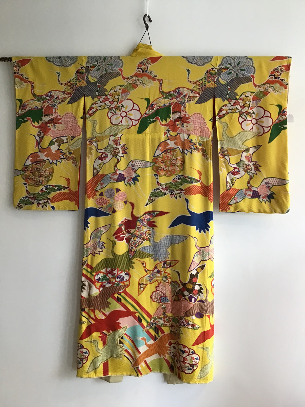 1950s Yellow Bird and Flower Printed rayon crepe Kimono