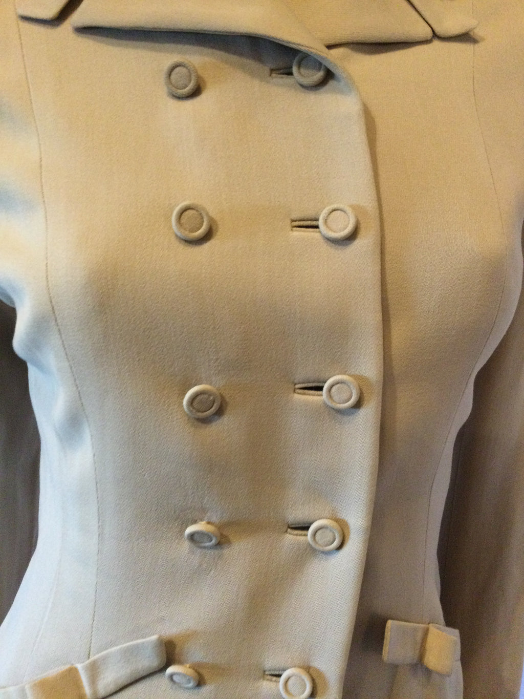Vintage 1940s Tan Post War Forstman Wool Suit/blouse size 5