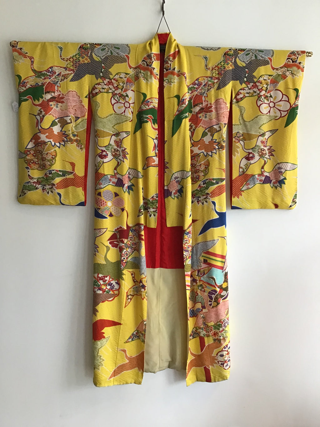 1950s Yellow Bird and Flower Printed rayon crepe Kimono