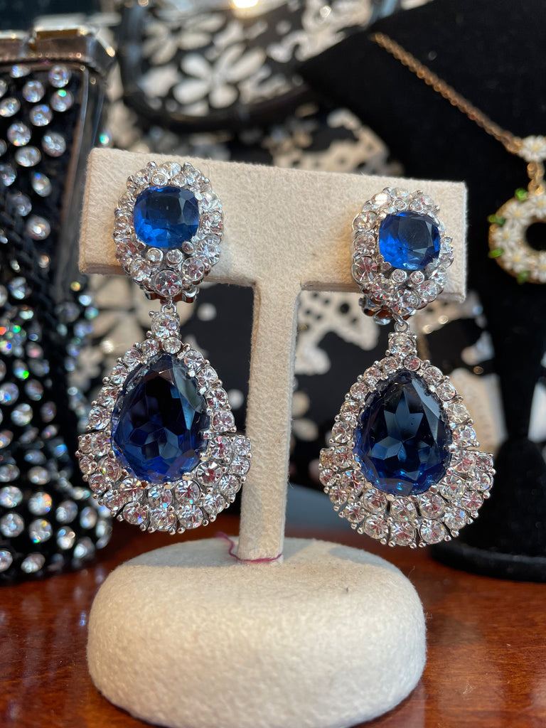 Blue sapphire 2025 and diamond earrings