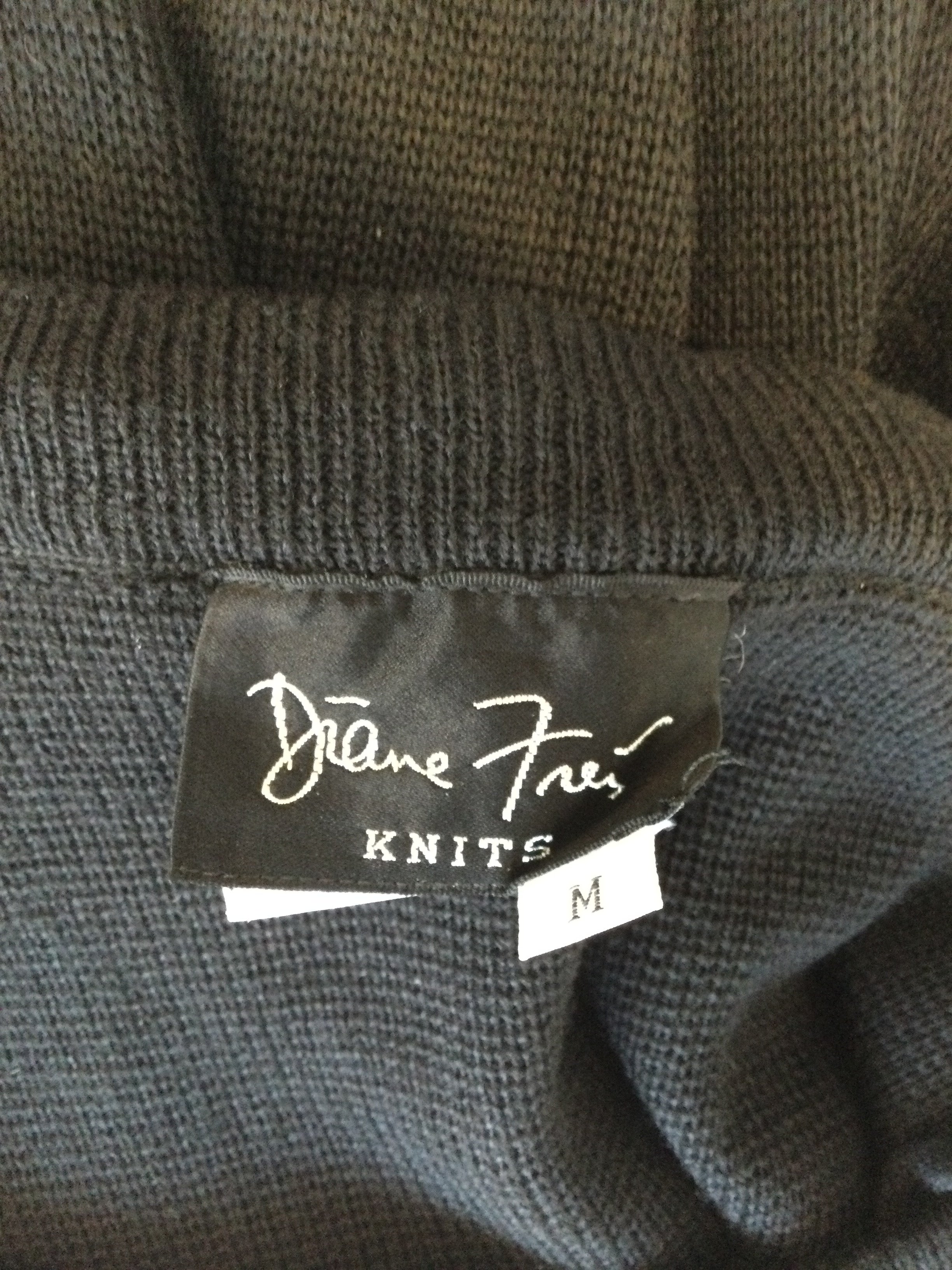 1980's Diane Freis Black Knit Cocktail Dress with white crocheted lace beaded collar-size medium 8/9