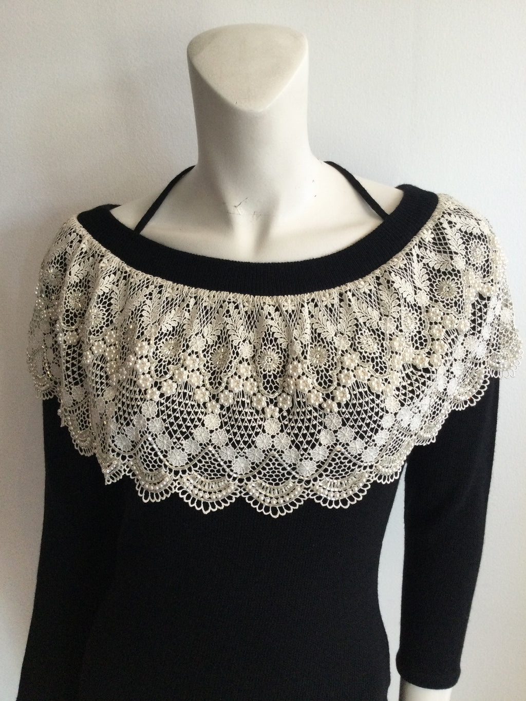 1980's Diane Freis Black Knit Cocktail Dress with white crocheted lace beaded collar-size medium 8/9