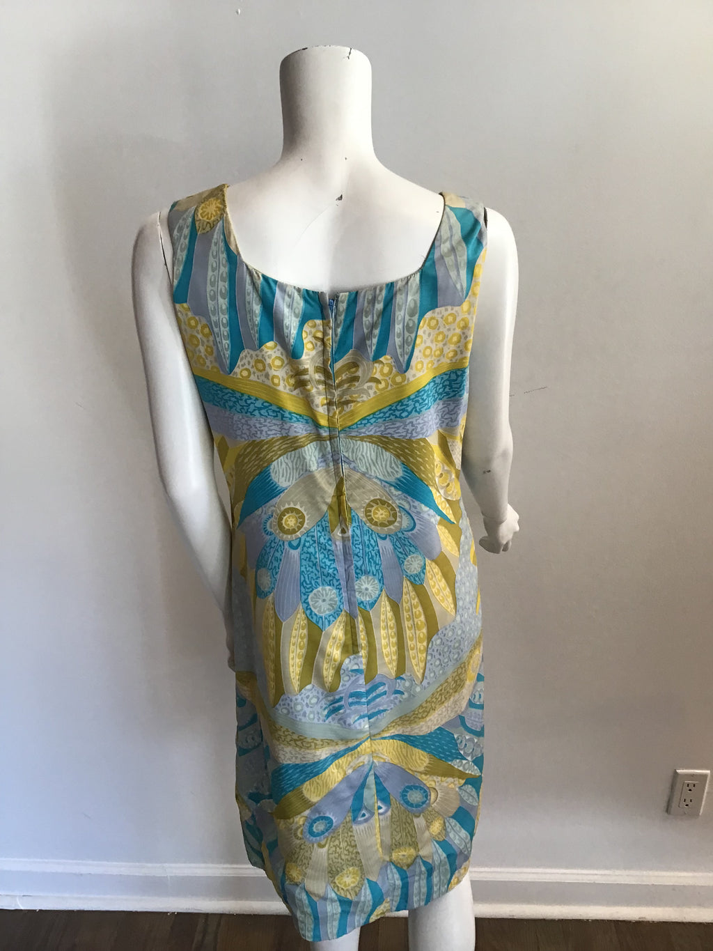 1960s Blue and Yellow Printed silk Shift Dress-size 8