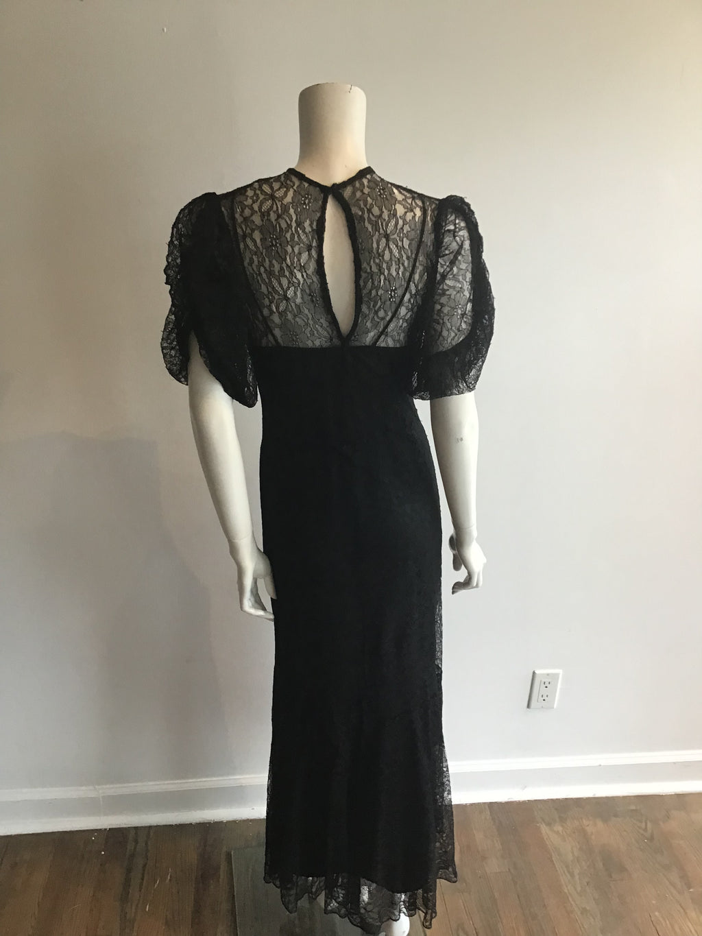 1930s Black Lace Evening Gown size 6