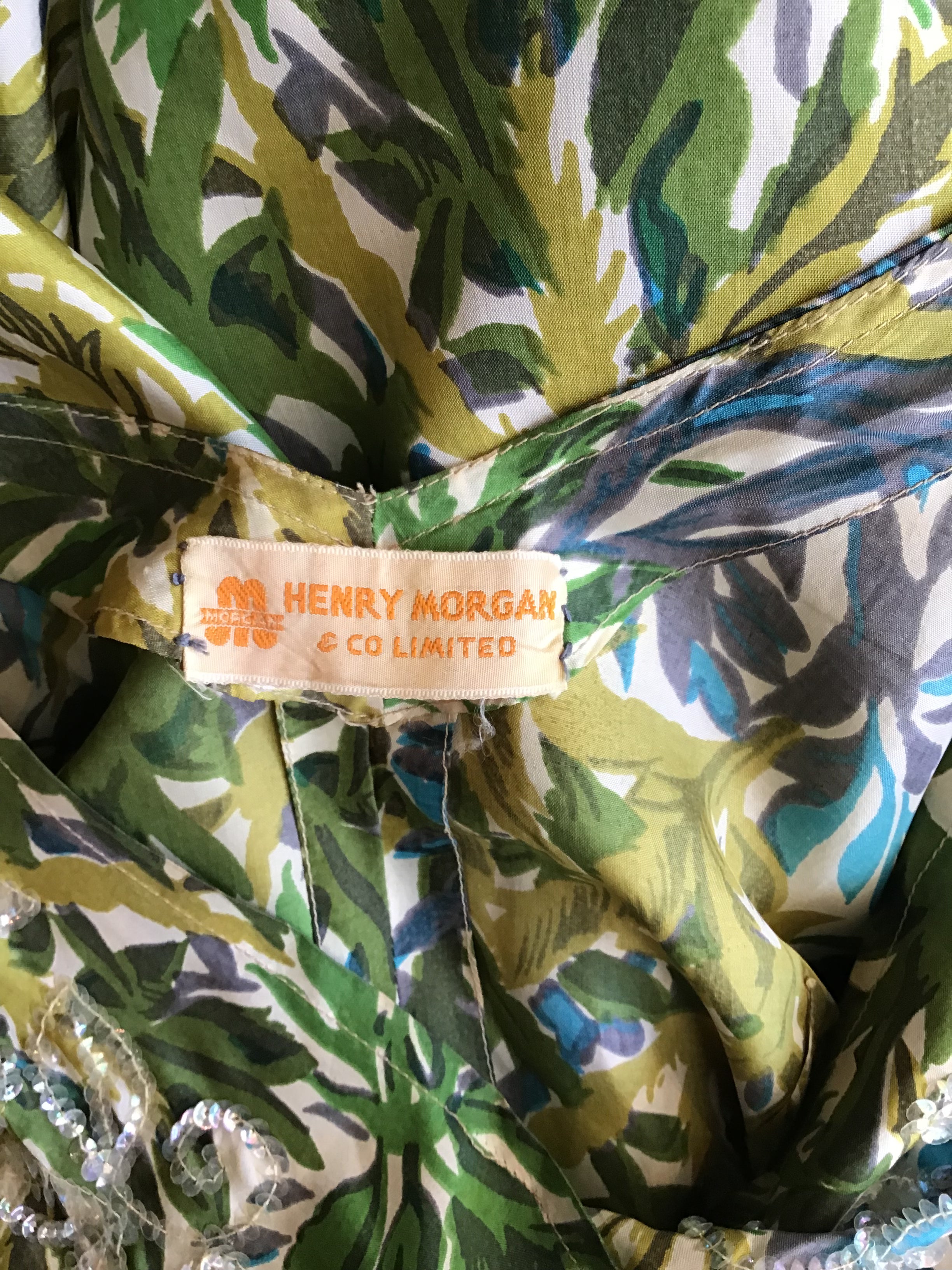 1950s Henry Morgan Printed Green/Blue Silk Cocktail dress Size -6 1950s Henry Morgan Printed Green/Blue Silk Cocktail dress Size -6
