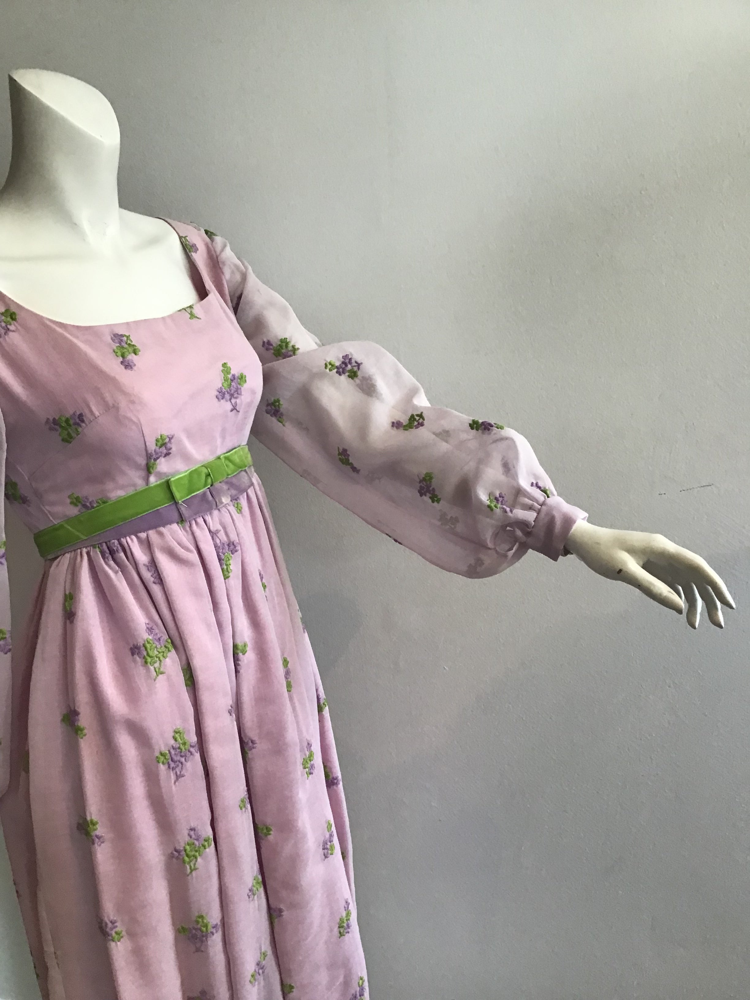 1970s Lavender Crepe with Embroidered Flowers Maxi Dress size 0-2