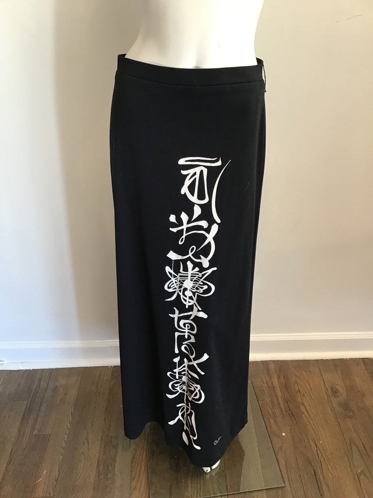 1970s Miss Shaheen Black Skirt with Asian Inspired Writing