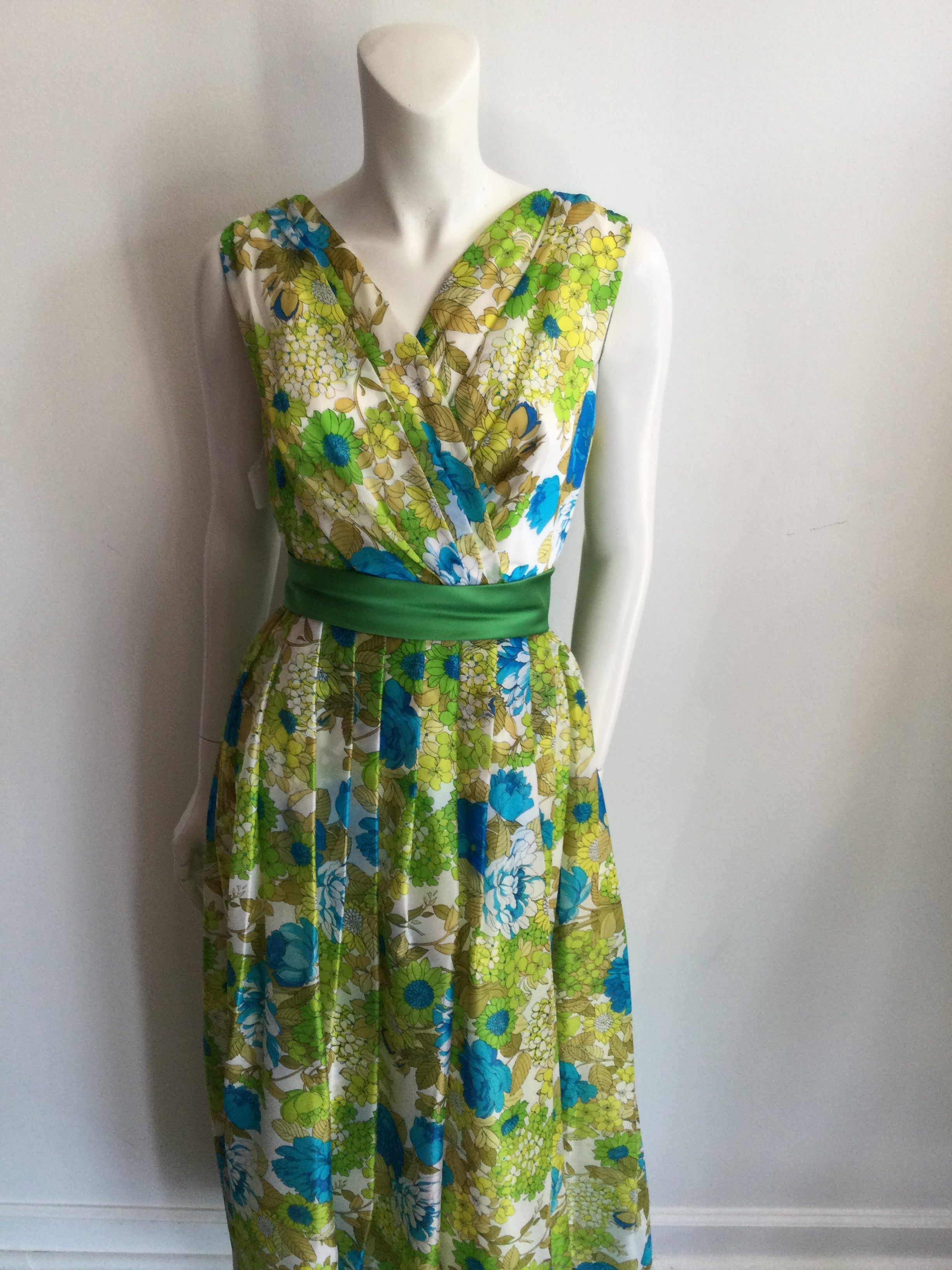 1960s Blue and Yellow Floral  Polyester Printed long Dress-size 7/8