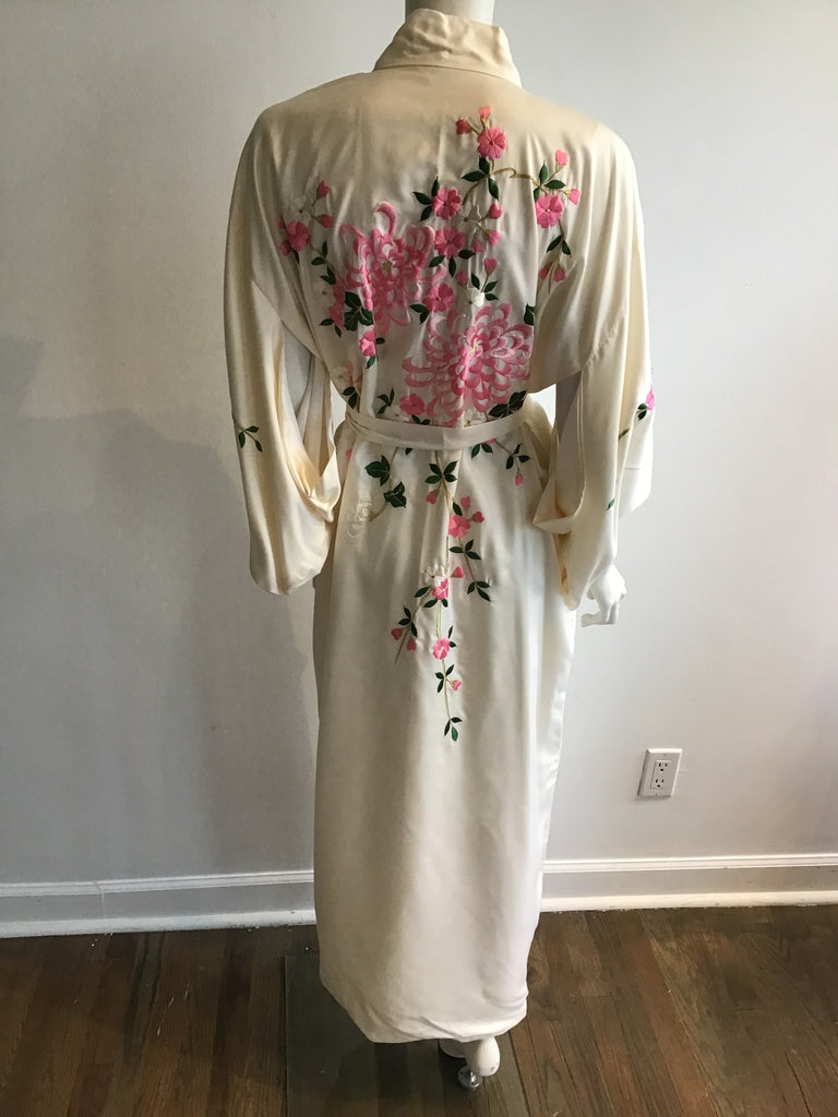 Cream silk embroidered kimono style robe with pink flowers