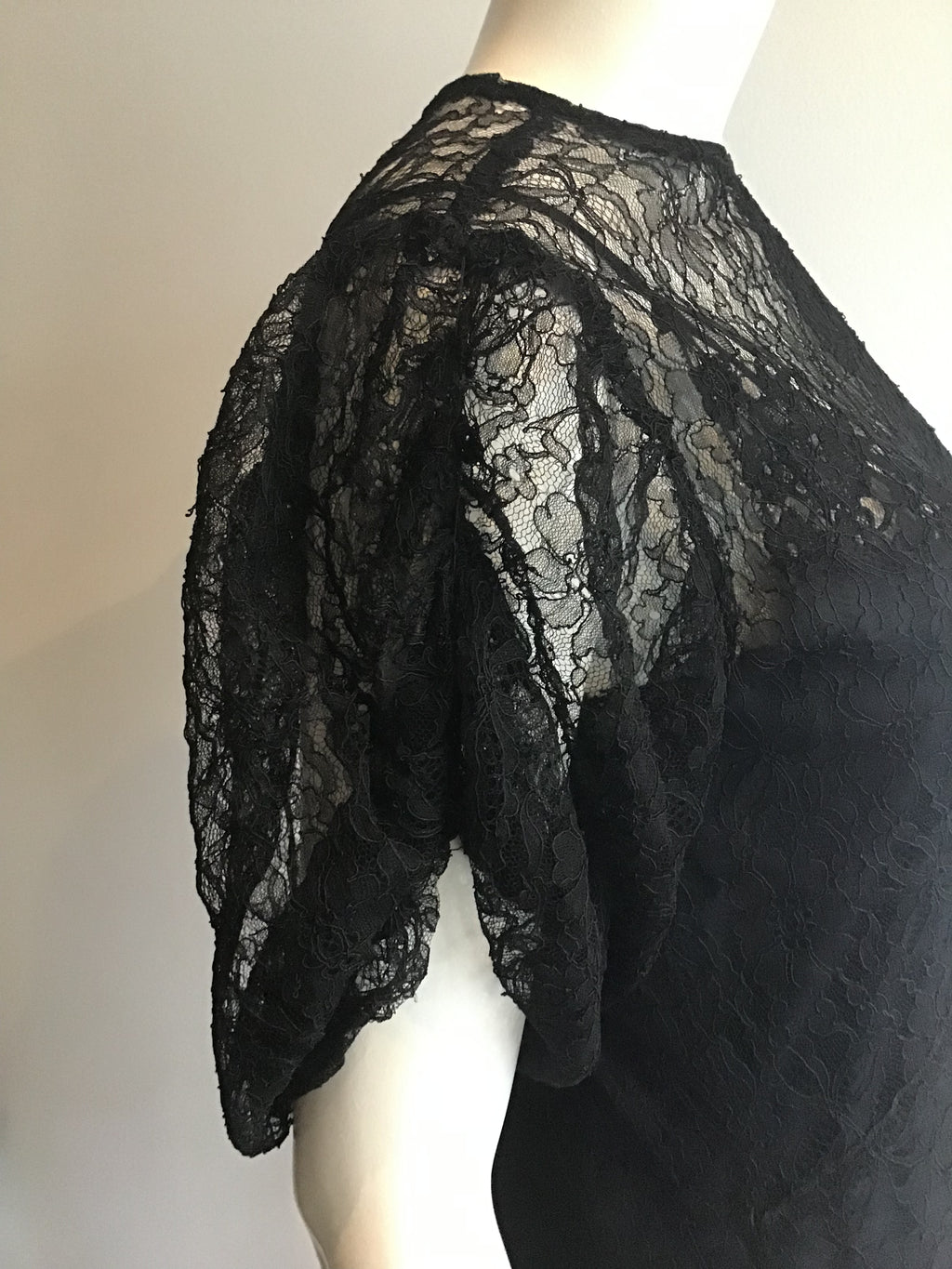 1930s Black Lace Evening Gown size 6