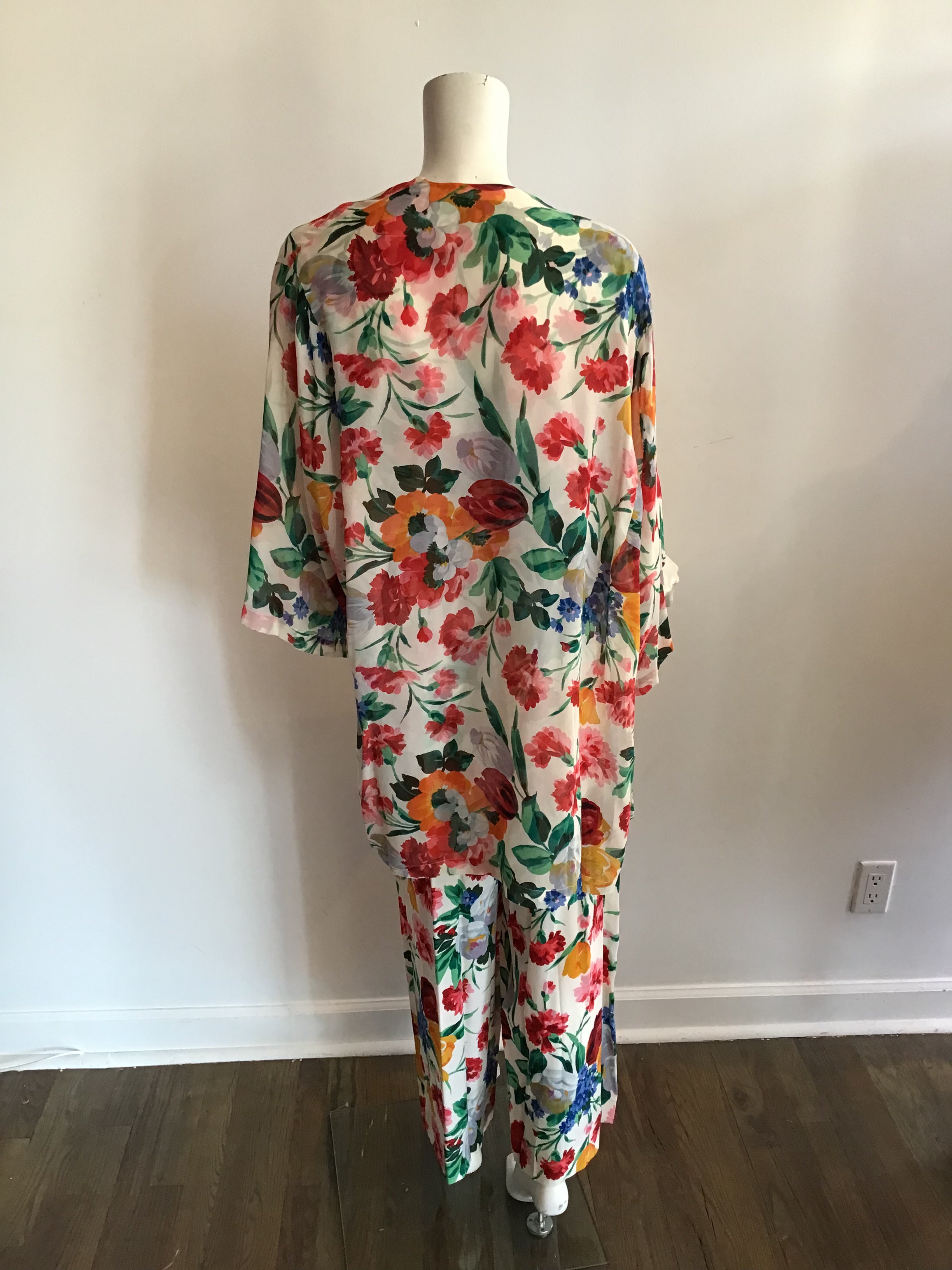 2000 Mary Ann Restivo 4 Piece Lounging Outfit Size 6