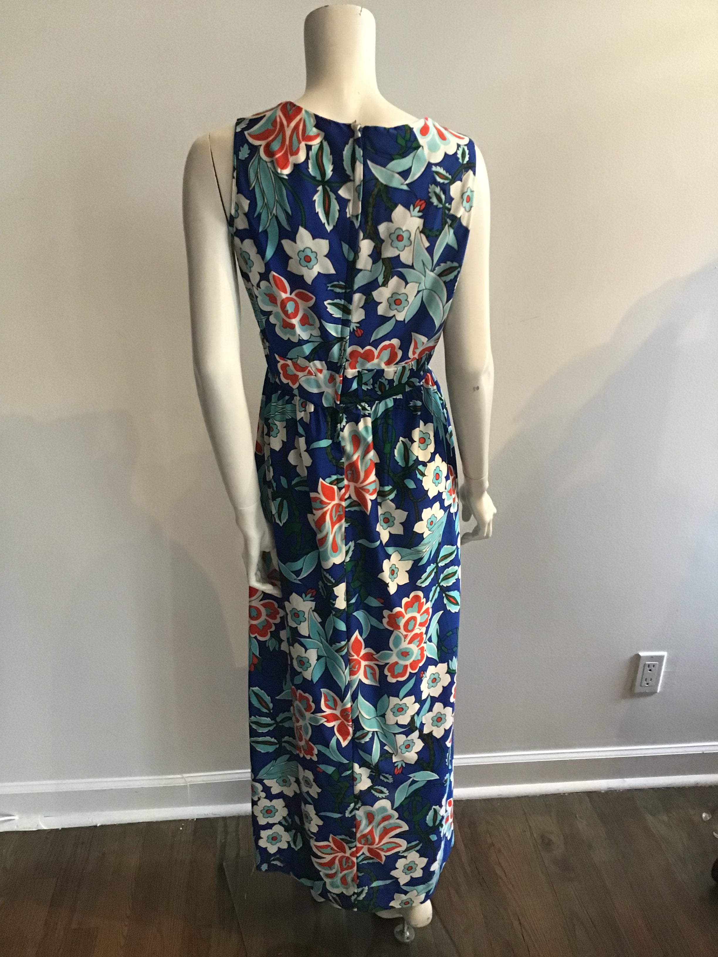 1970's Concept Maxi dress in Blue