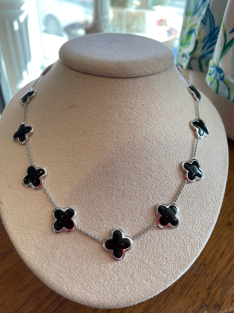 Alhambra Style 18k and black onyx Necklace