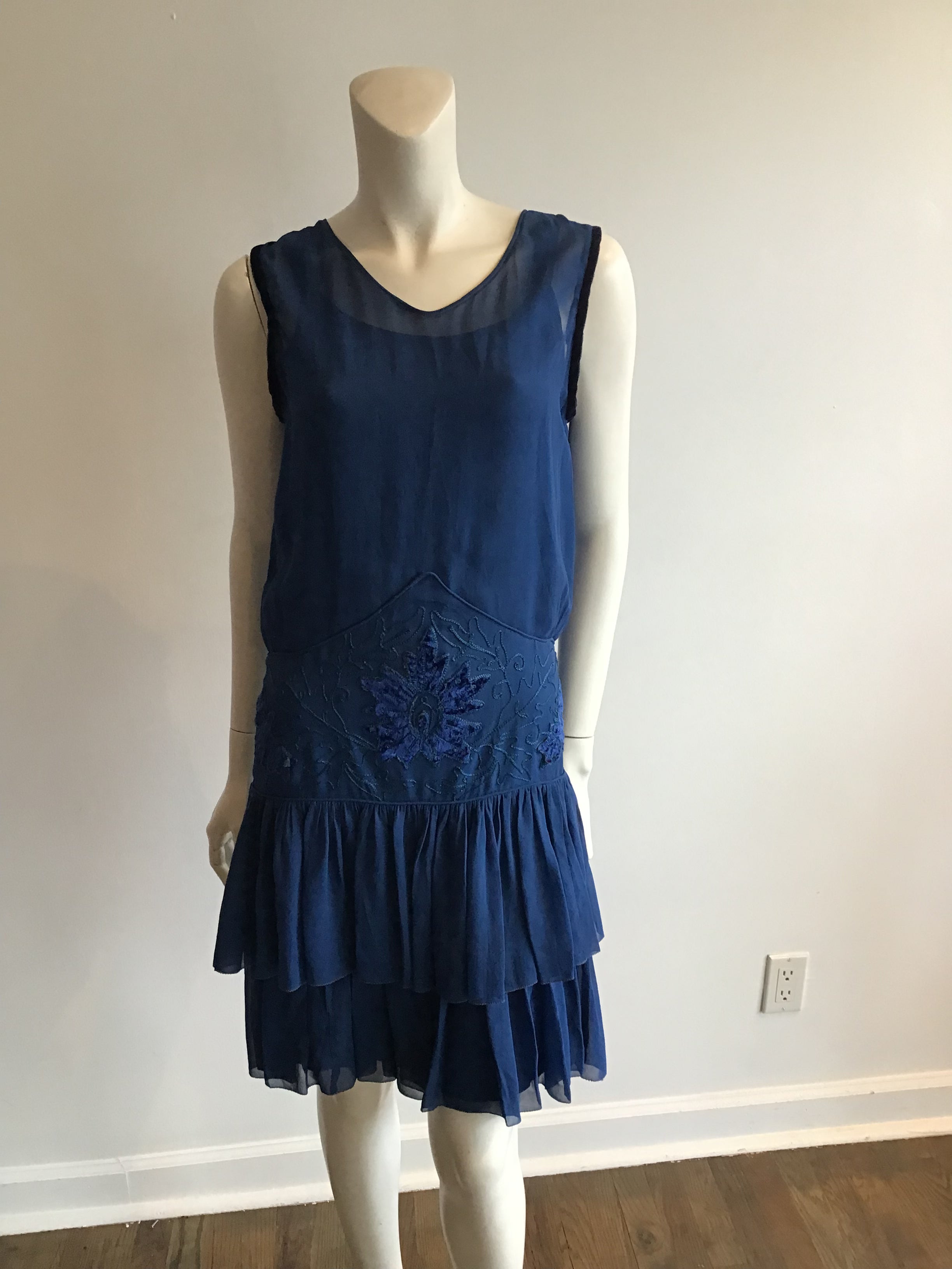 1920's Blue Silk Chiffon Dress with Embroidery size 4