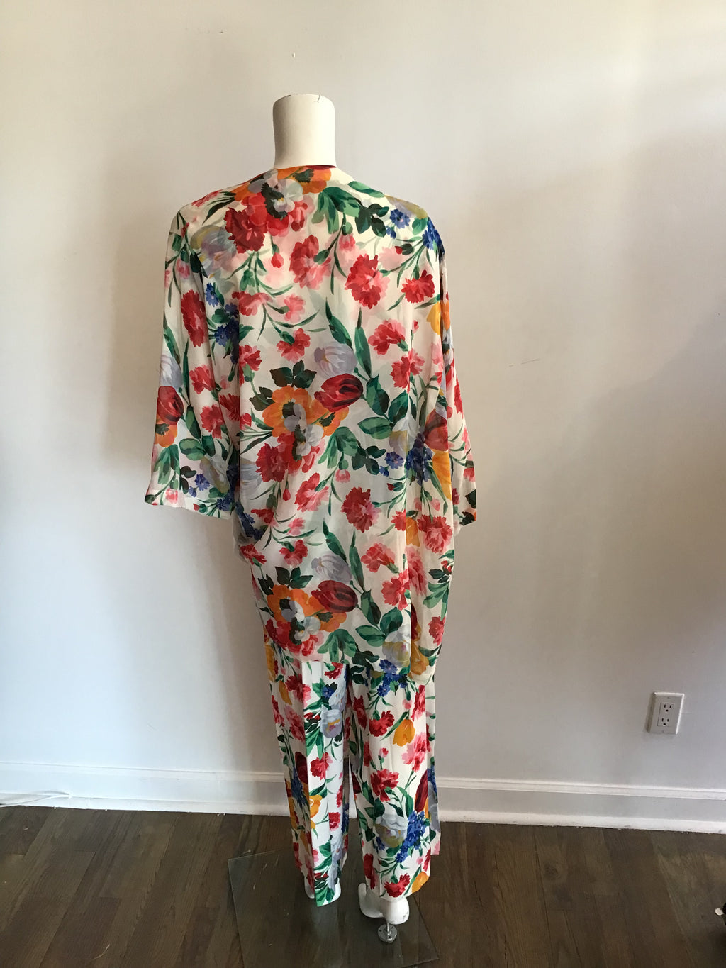 2000 Mary Ann Restivo 4 Piece Lounging Outfit Size 6