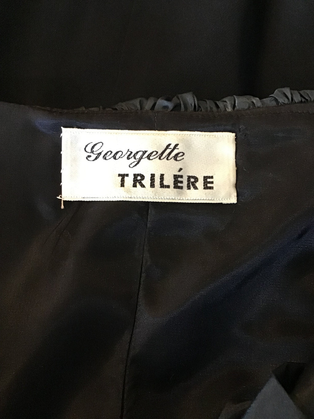 1950's Georgette Trilére Silk Jersey Cocktail Dress with silk trim size-4/6