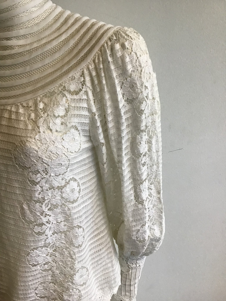 1980's White Cotton  2 Piece Ribbon and Lace Dress size 6