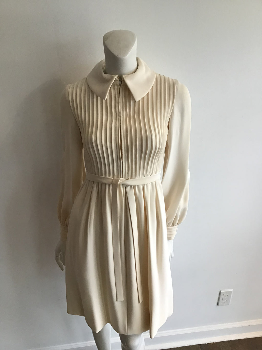 1960s Cream Pleated Front Wool blend Day Dress-size 6